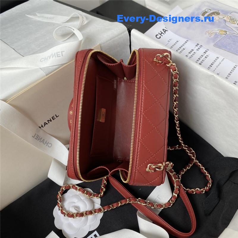 Ch**el camera bag