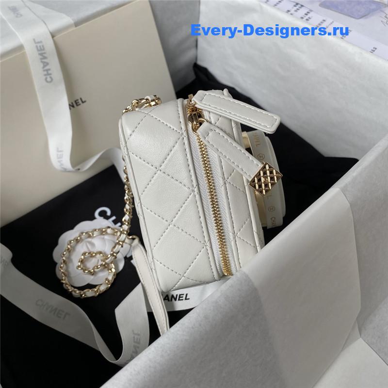 Ch**el camera bag