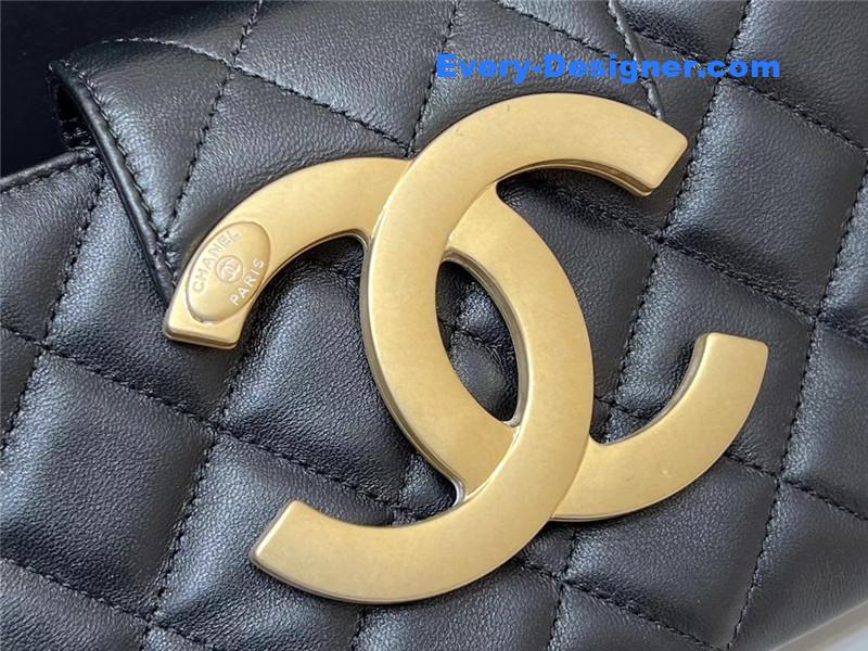 Ch**el logo vintage tote baguette bag