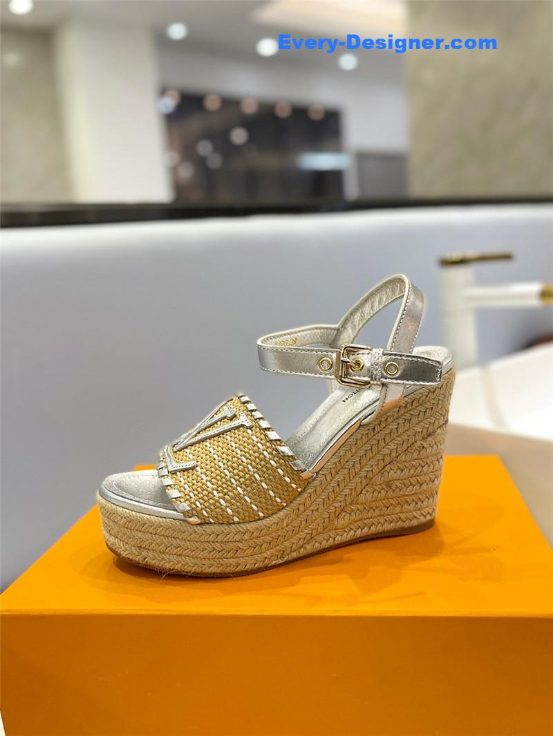 l0vis Vvtt0n lv latest catwalk platform sandals