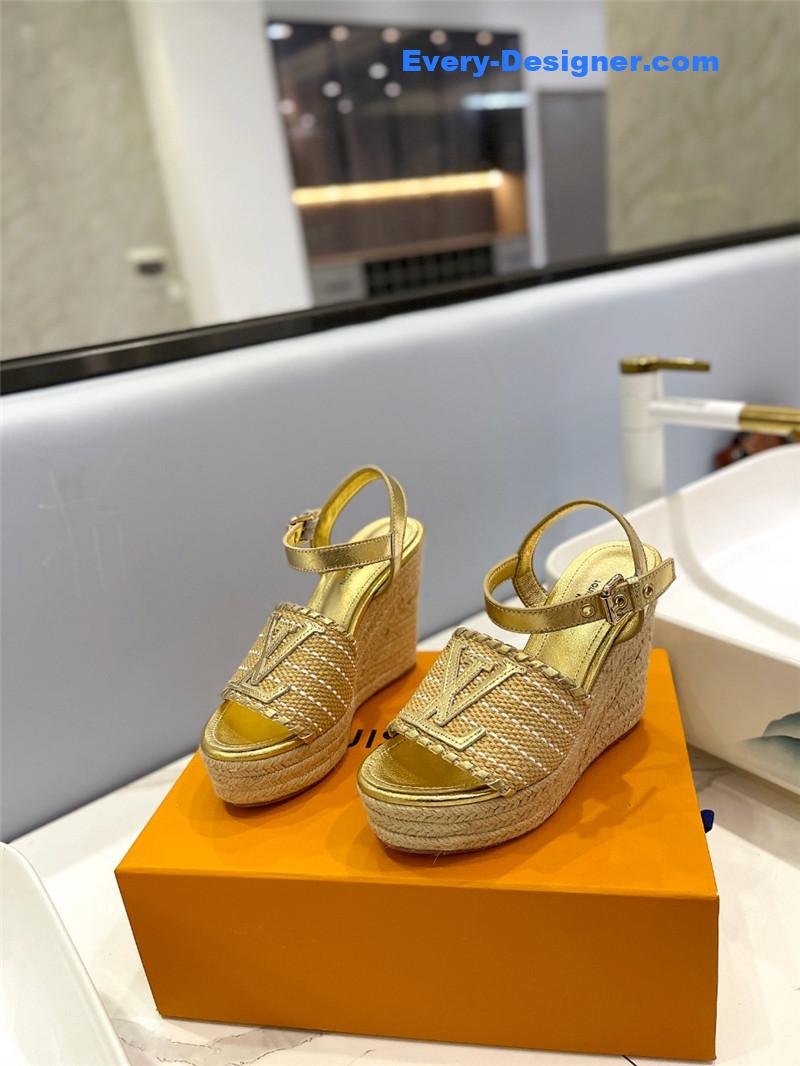 l0vis Vvtt0n lv latest catwalk platform sandals