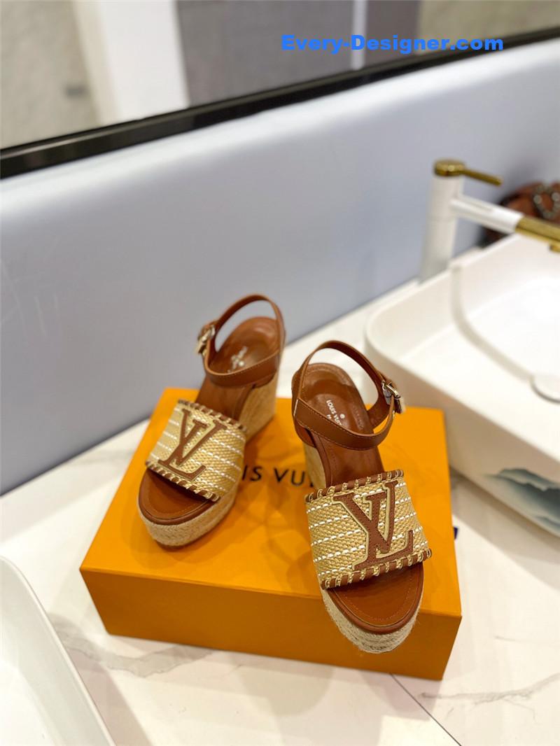 l0vis Vvtt0n lv latest catwalk platform sandals