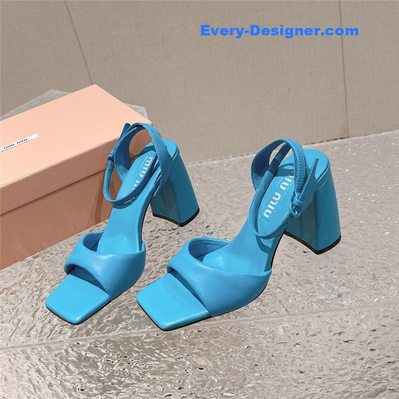 M1um1u new rhinestone pinch sandals
