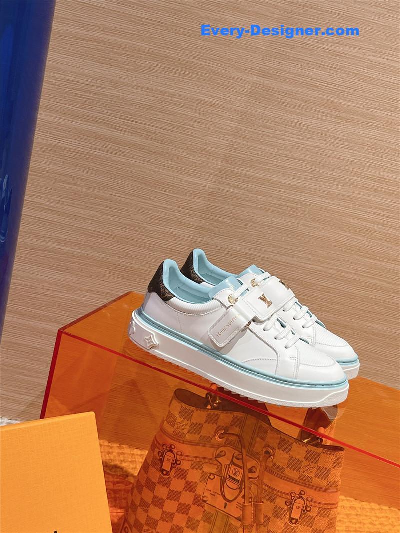 l0vis Vvtt0n lv new white shoes