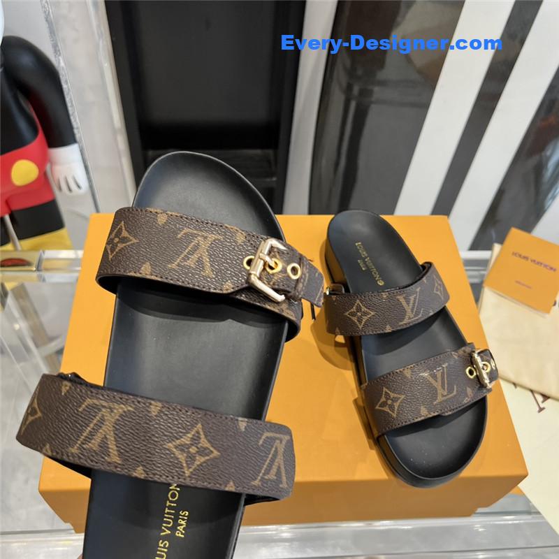 l0vis Vvtt0n lv spring summer beach slippers