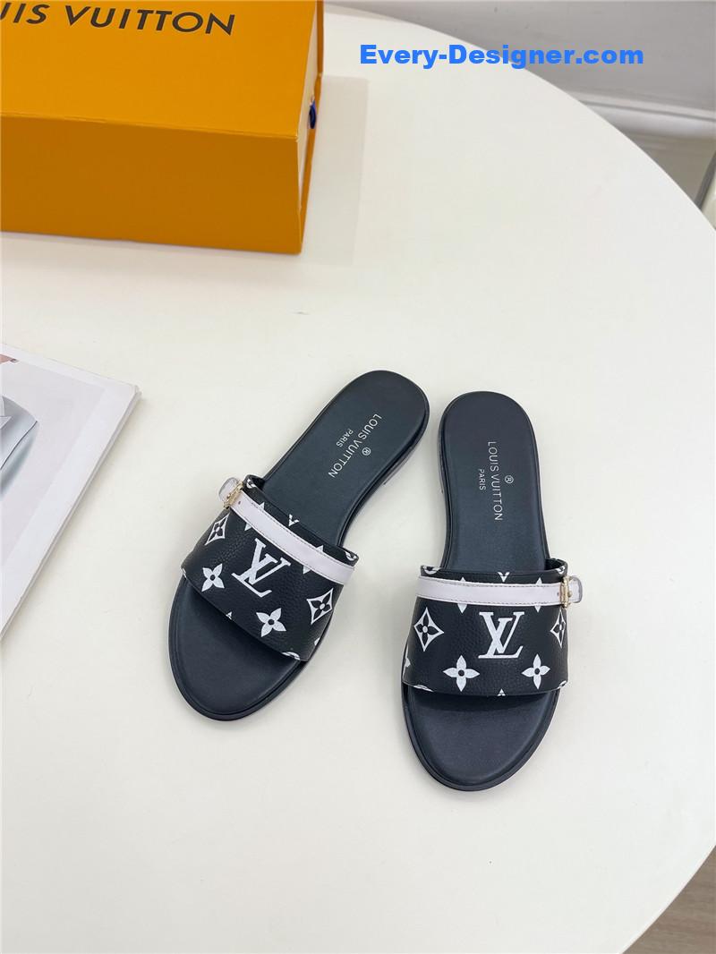 l0vis Vvtt0n lv latest hot style slippers
