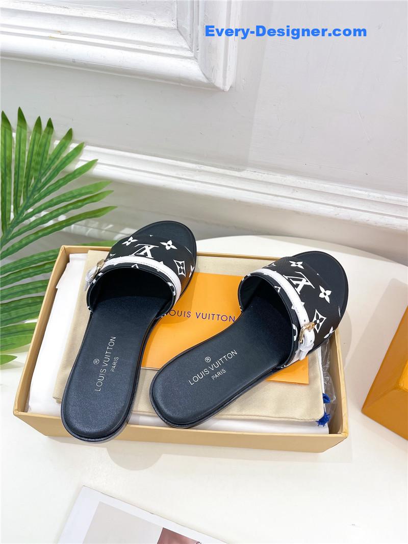 l0vis Vvtt0n lv latest hot style slippers