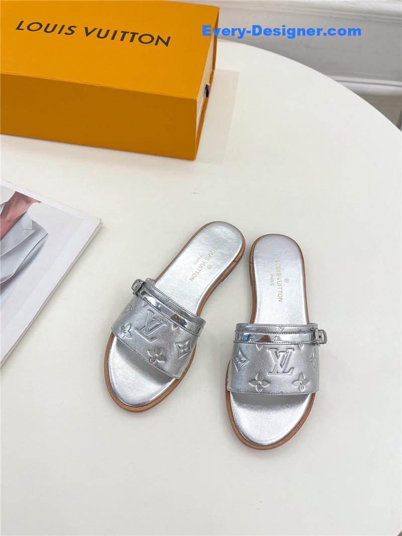 l0vis Vvtt0n lv latest hot style slippers