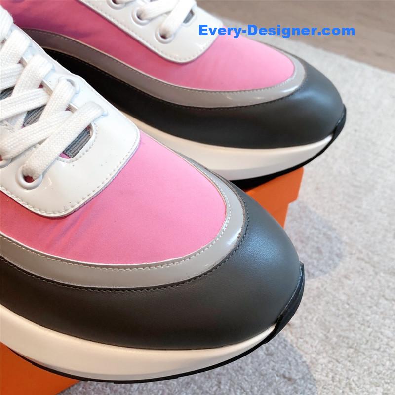 H**me5 new sneakers