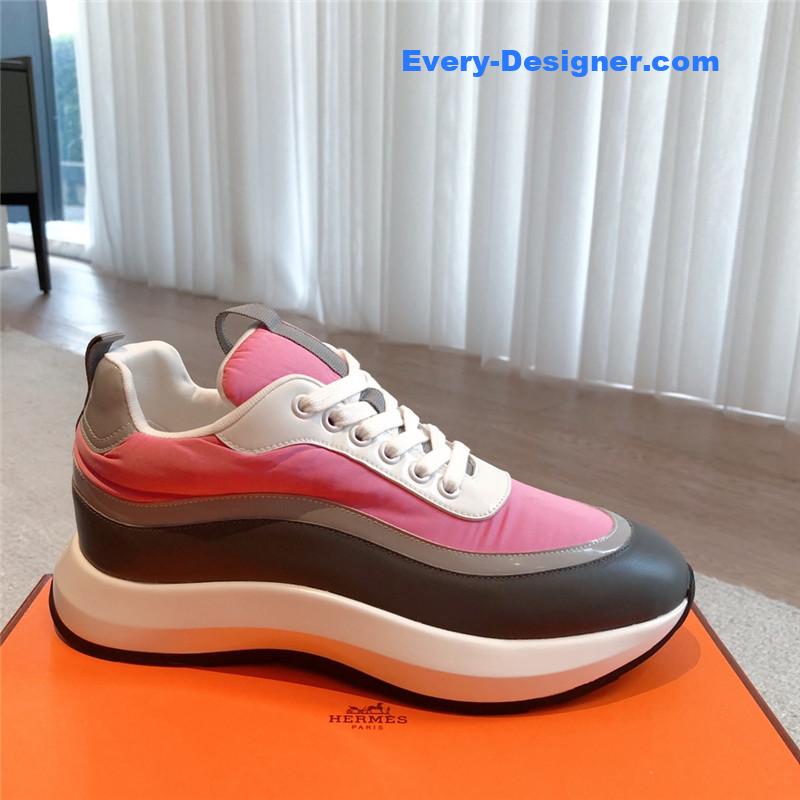 H**me5 new sneakers