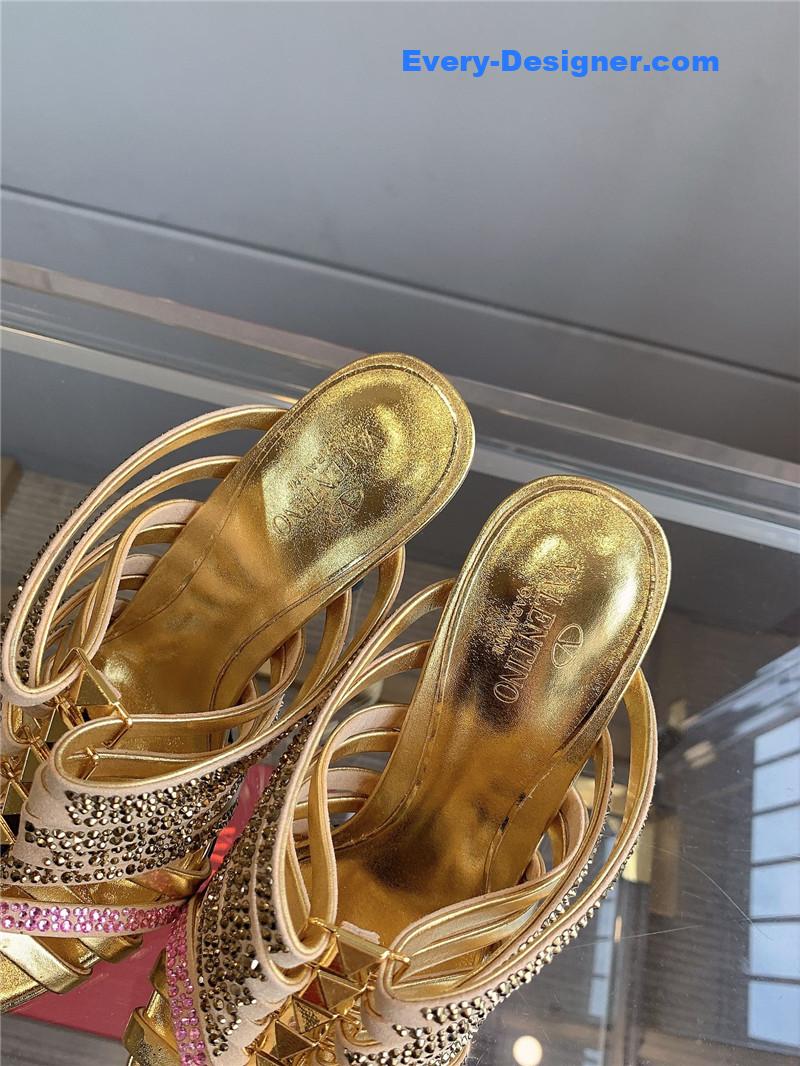 Va1e*ntin0 summer new high heel slippers
