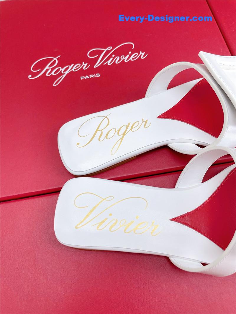 roger u1u1er embroidered buckle mules