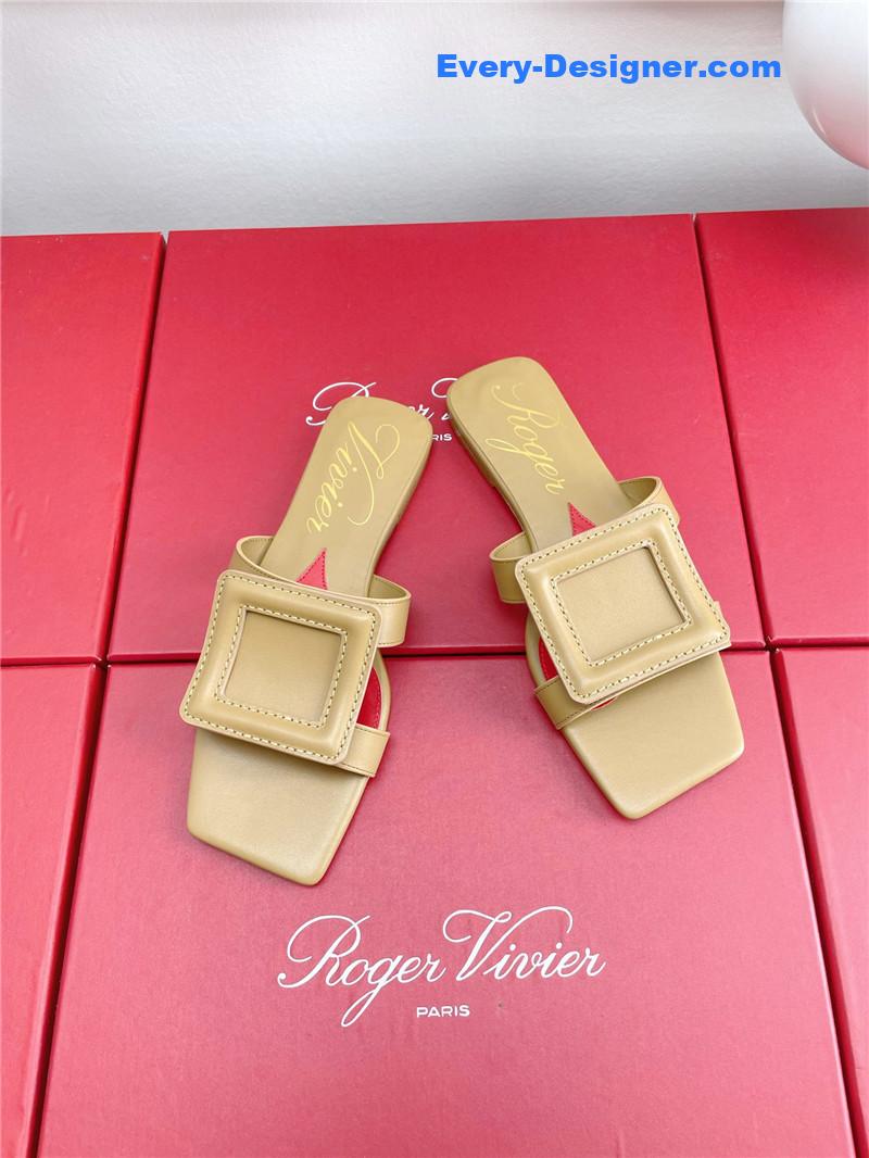 roger u1u1er embroidered buckle mules