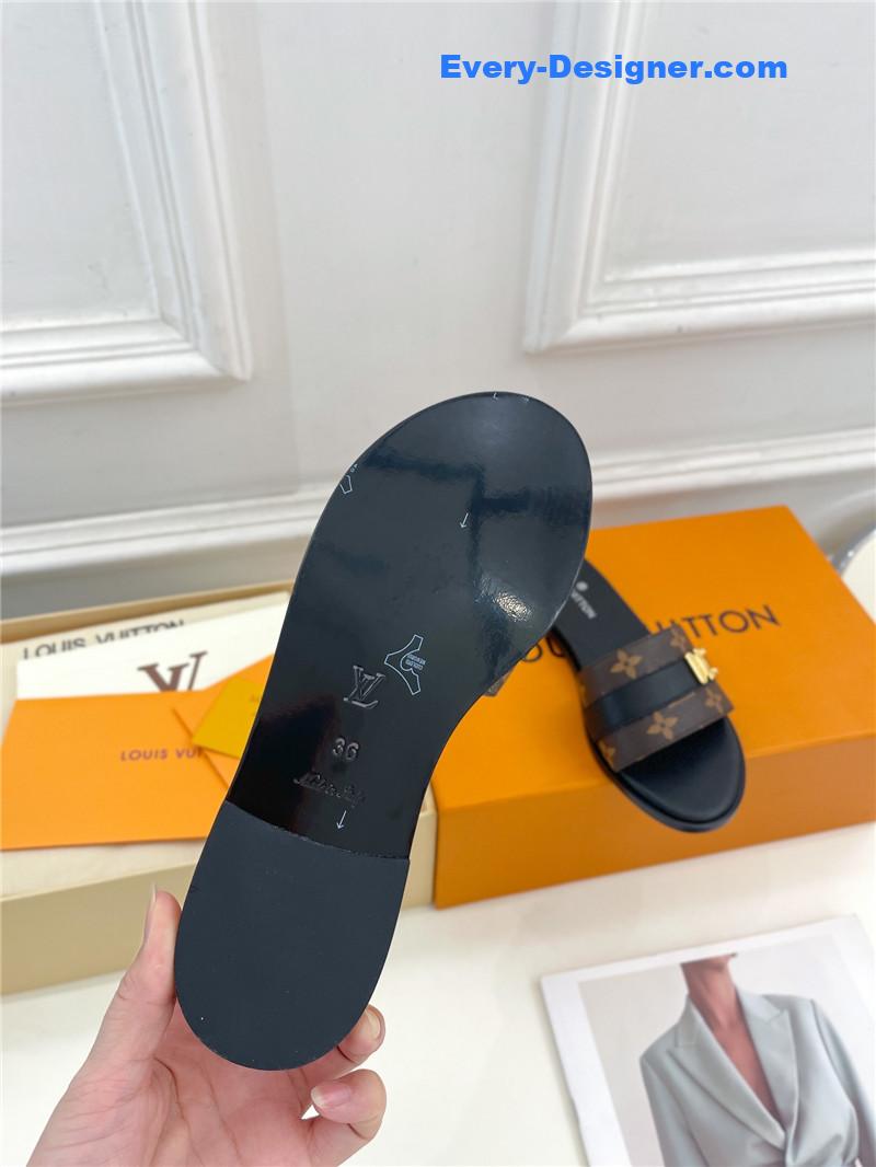 l0vis Vvtt0n lv metal buckle slippers