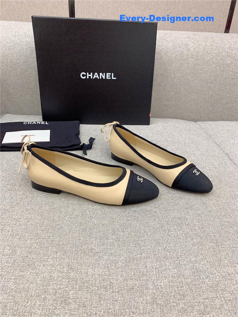 CC vintage flat shoes
