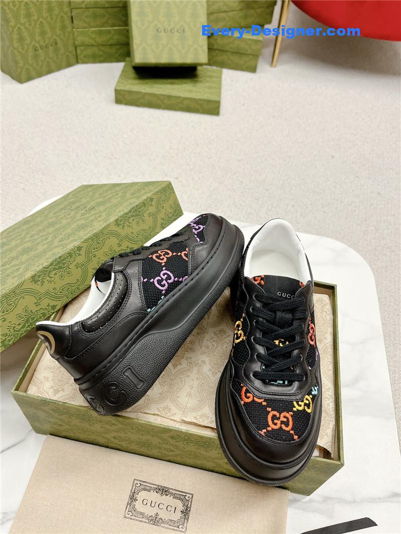 Gvc*1 chunky b series lightweight soft platform sneakers