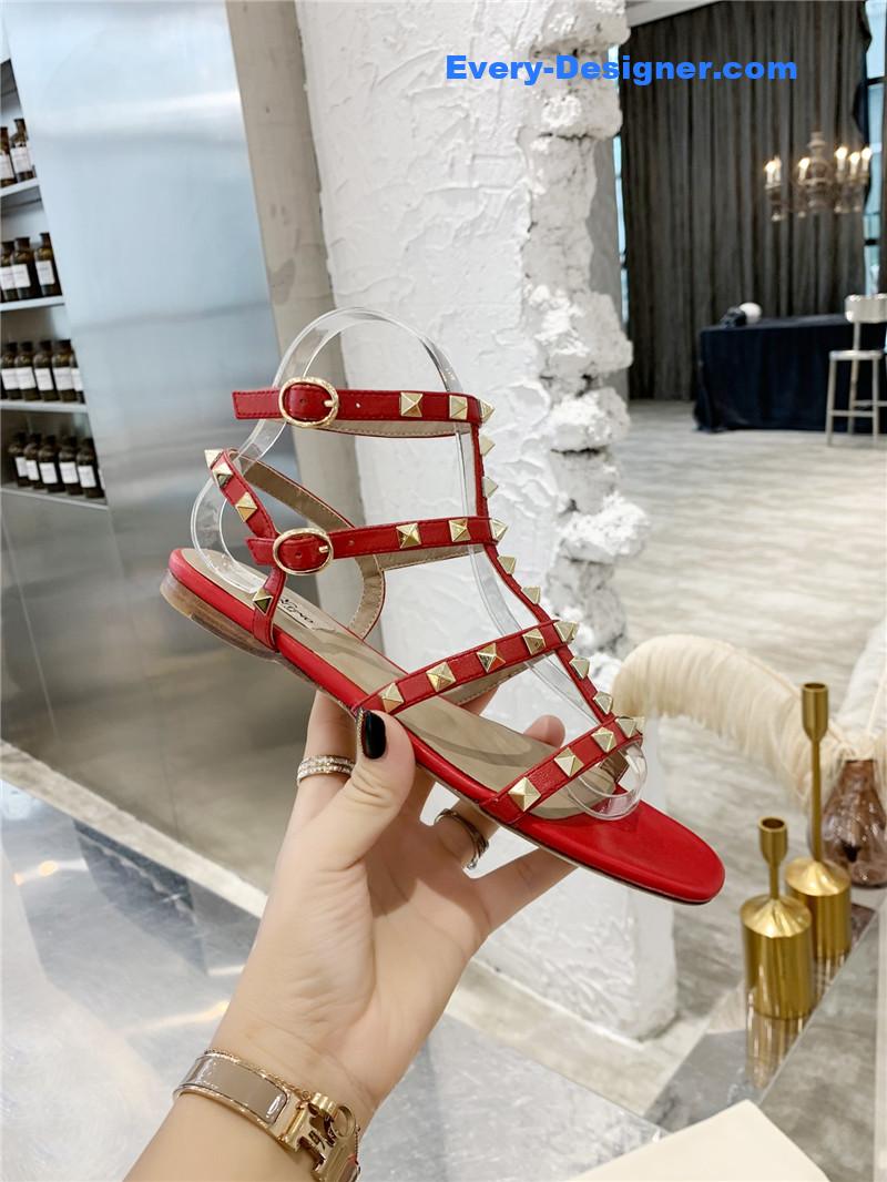 Va1e*ntin0 stud sandals
