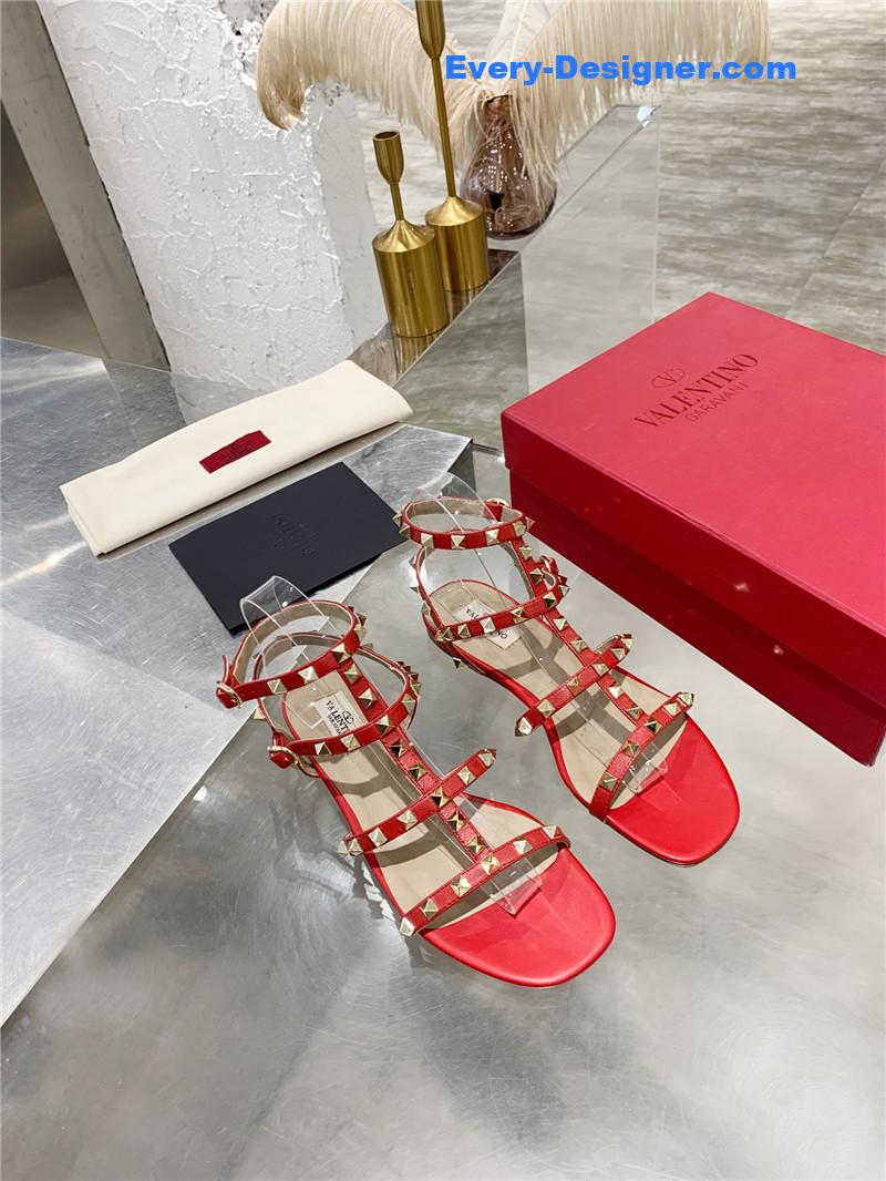 Va1e*ntin0 stud sandals