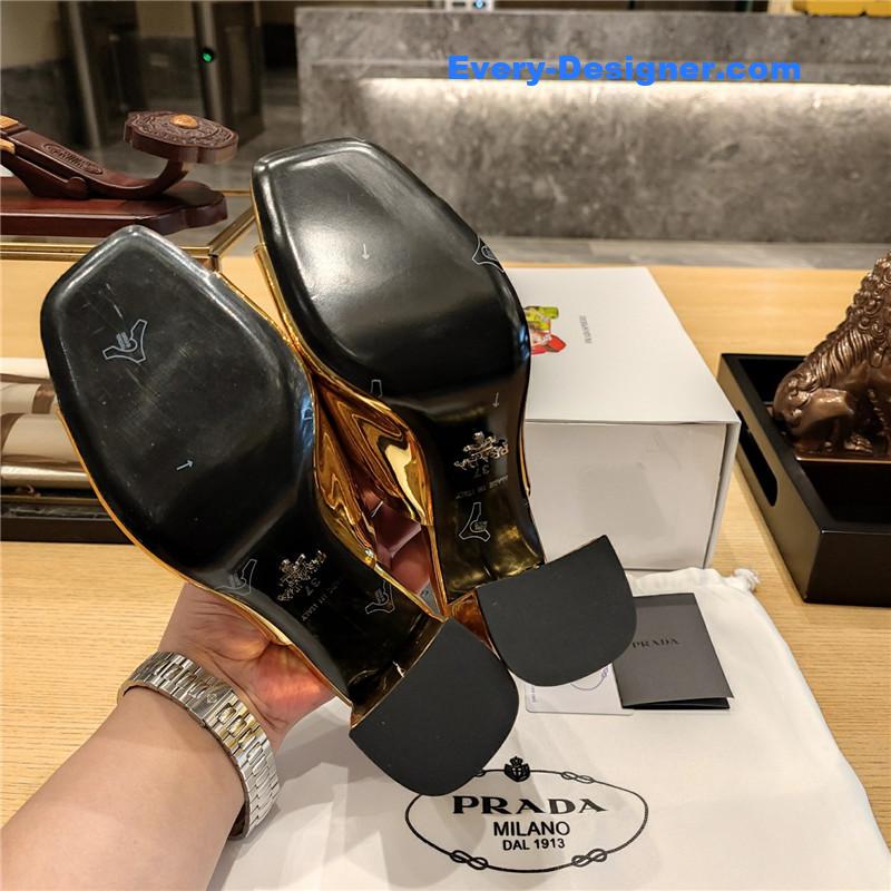 Pra*a block heel square toe sandals