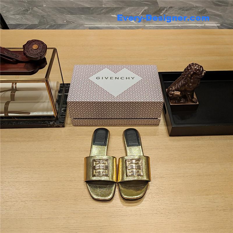 Givenchy Trendy Flat Slides