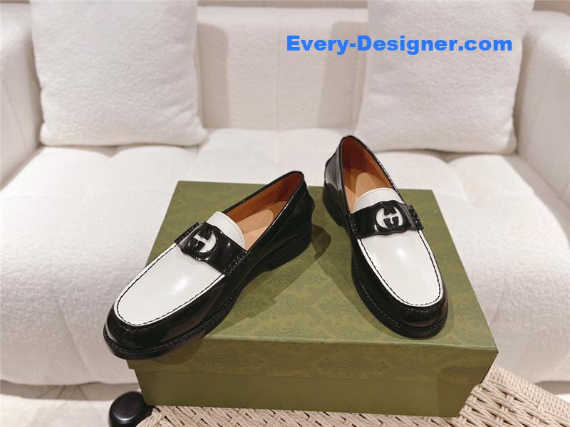 Gvc*1 british style loafers