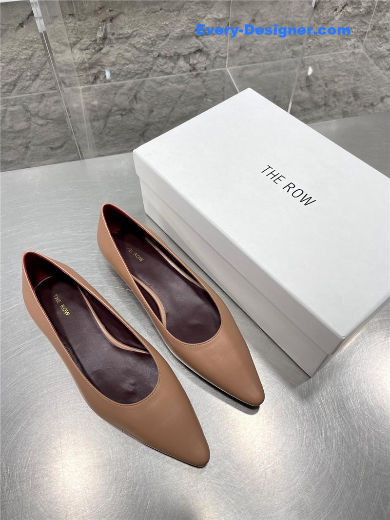 The R0w new french pointed toe chunky low-heeled shoes