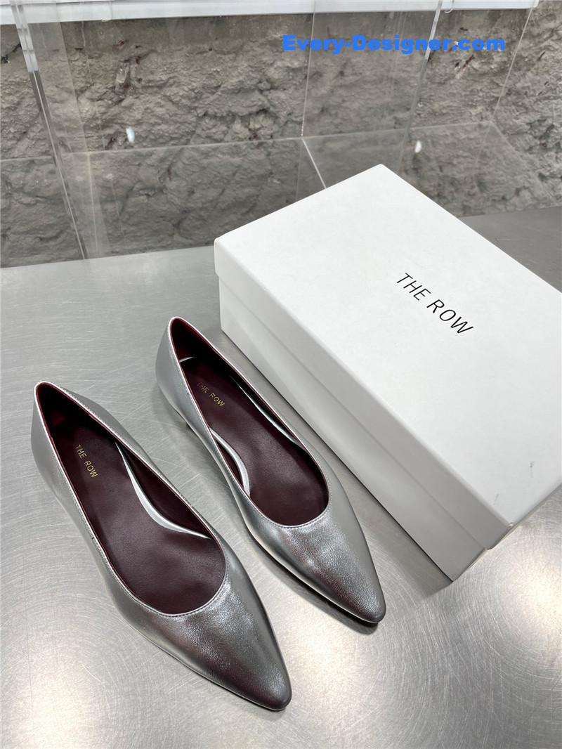 The R0w new french pointed toe chunky low-heeled shoes