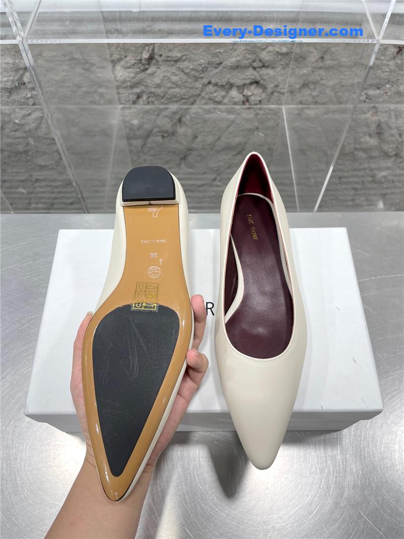The R0w new french pointed toe chunky low-heeled shoes