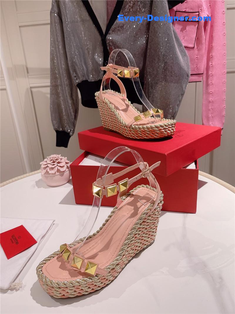 Va1e*ntin0 studded wedge sandals