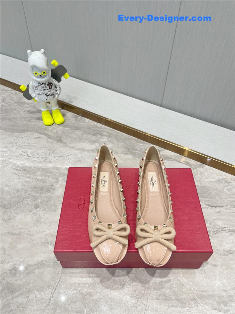 Va1e*ntin0 rockstud studded satin ballet flats