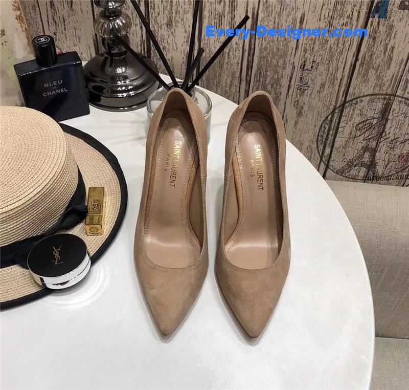 Y51 classic Y51 logo heel pumps