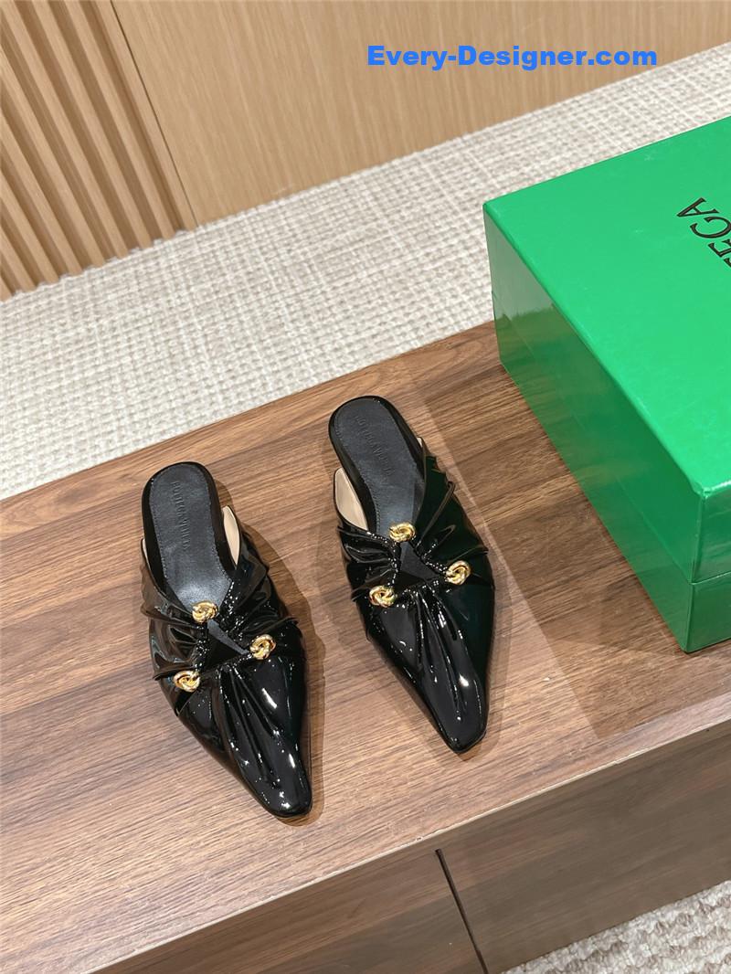 b0tt*ga Ven*ta brown leather mules