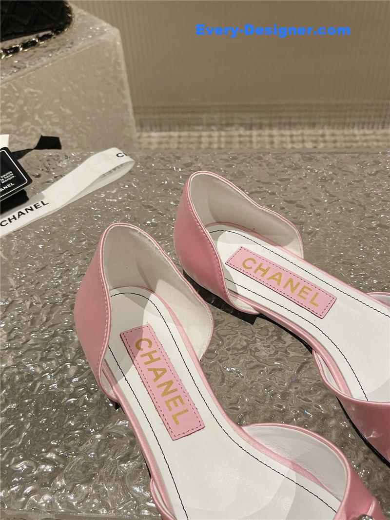 cc explosion D1am0nd buckle hollow sandals