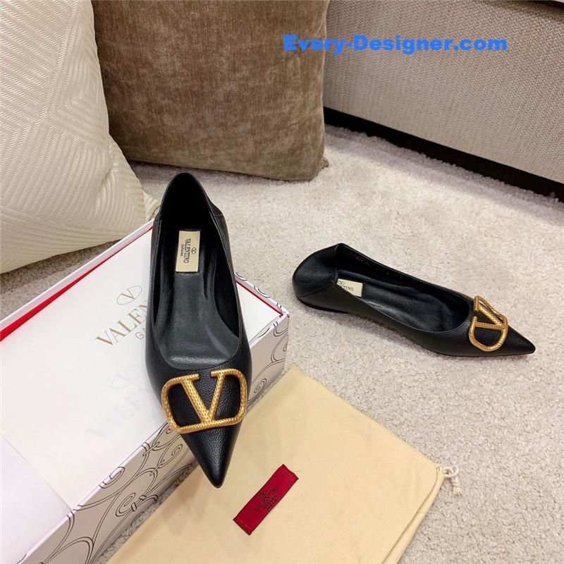 Va1e*ntin0 v logo slip-ons