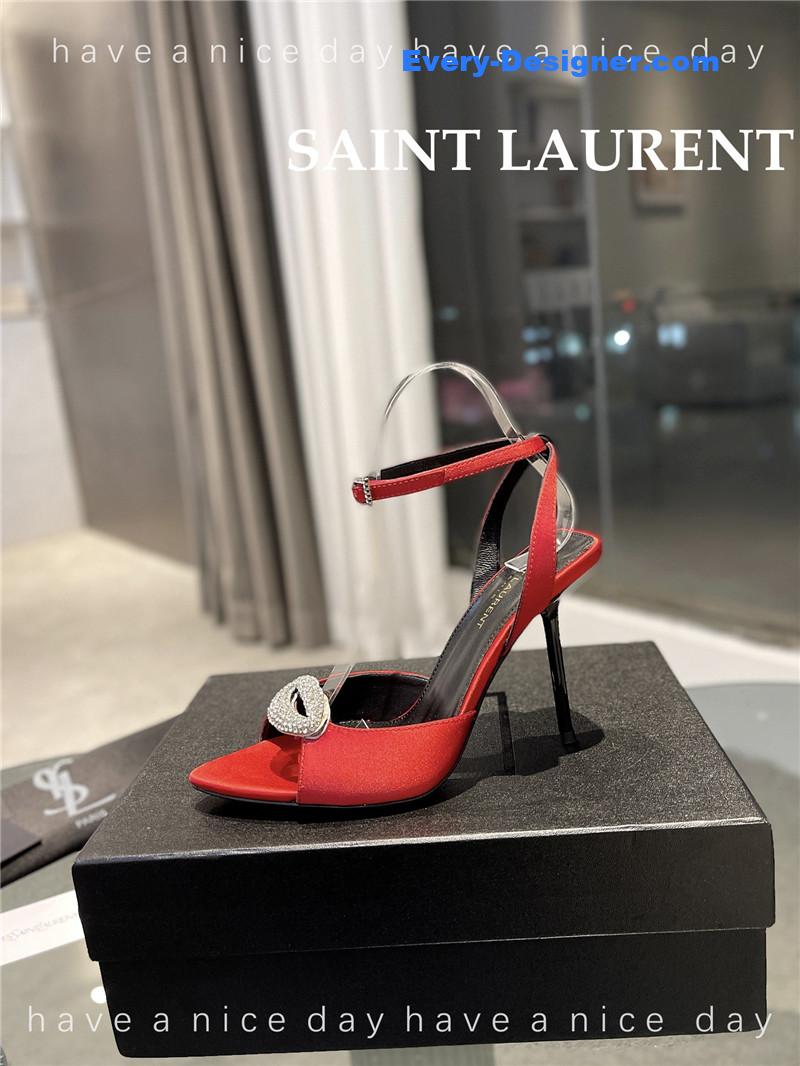 Y51 pointed crepe satin slingback pumps