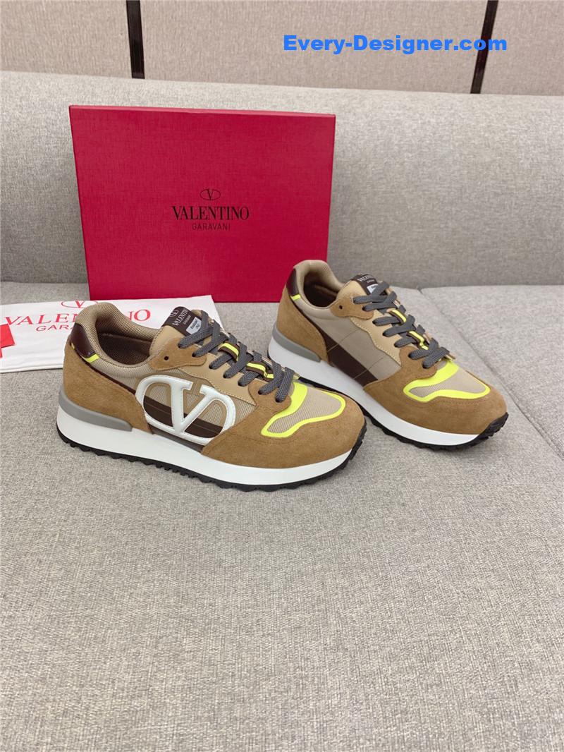 Va1e*ntin0 new sneakers