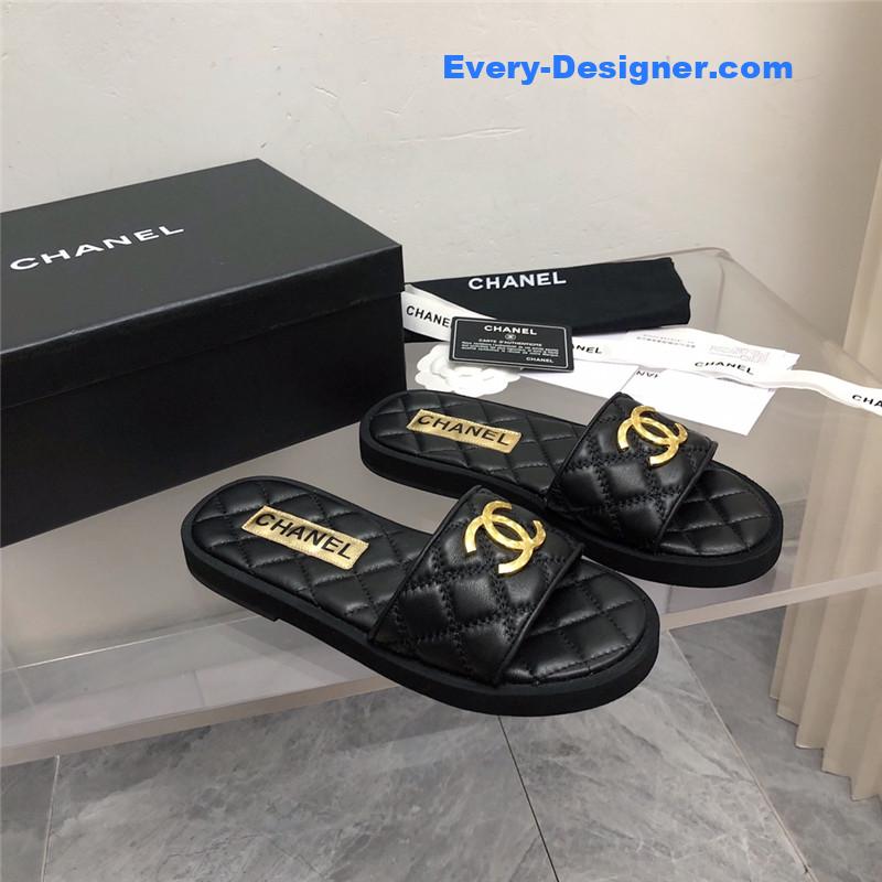 CC explosion Iogo sandals