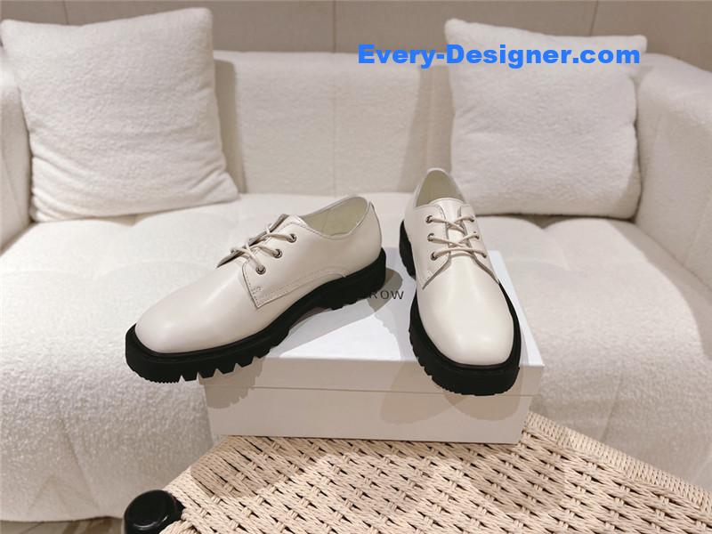 The R0w vintage square toe platform shoes