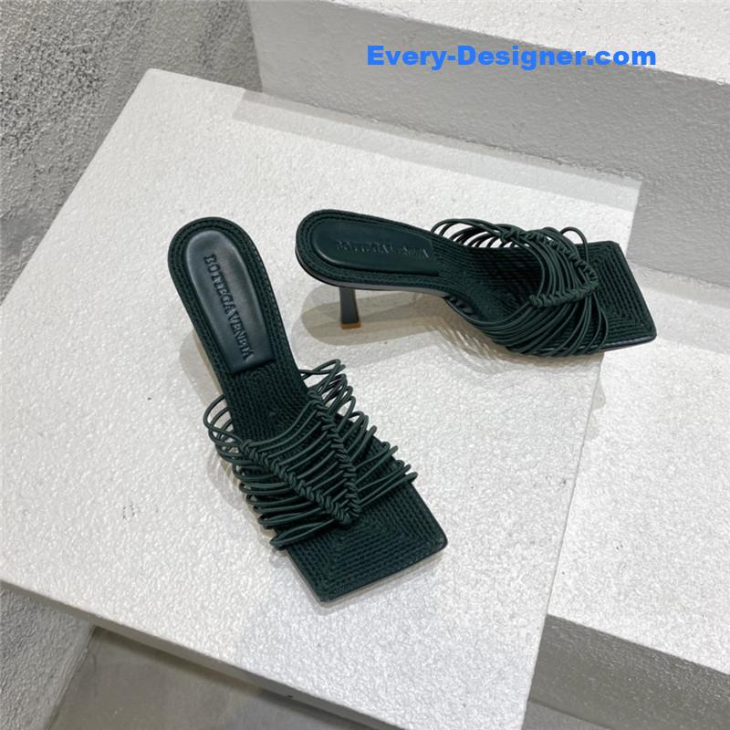 b0tt*ga Ven*ta classic heeled sandals
