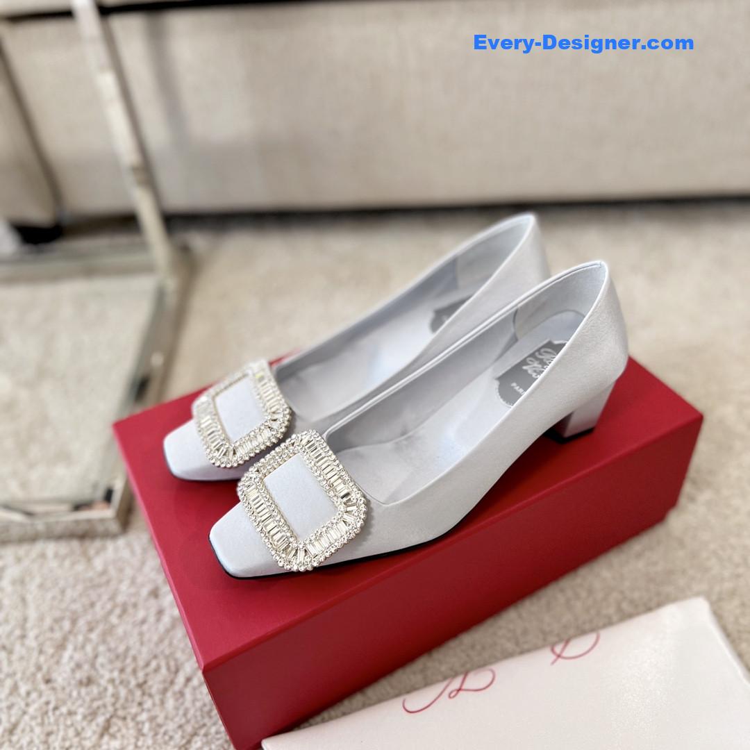 roger u1u1er silk d1am0nd buckle square heel shoes