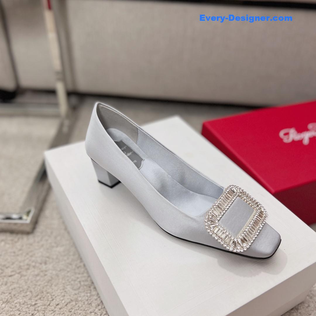 roger u1u1er silk d1am0nd buckle square heel shoes