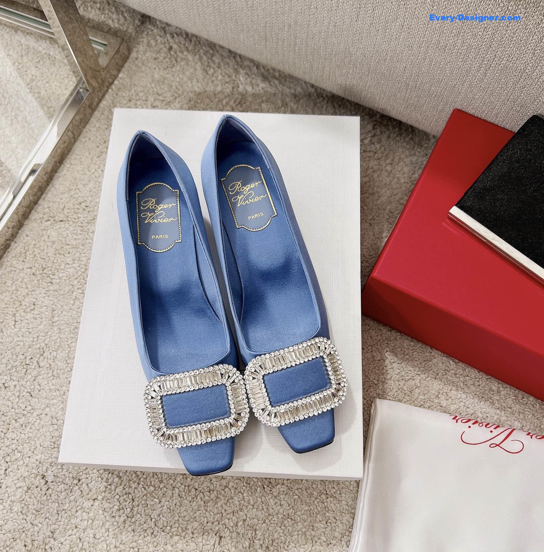 roger u1u1er silk d1am0nd buckle square heel shoes
