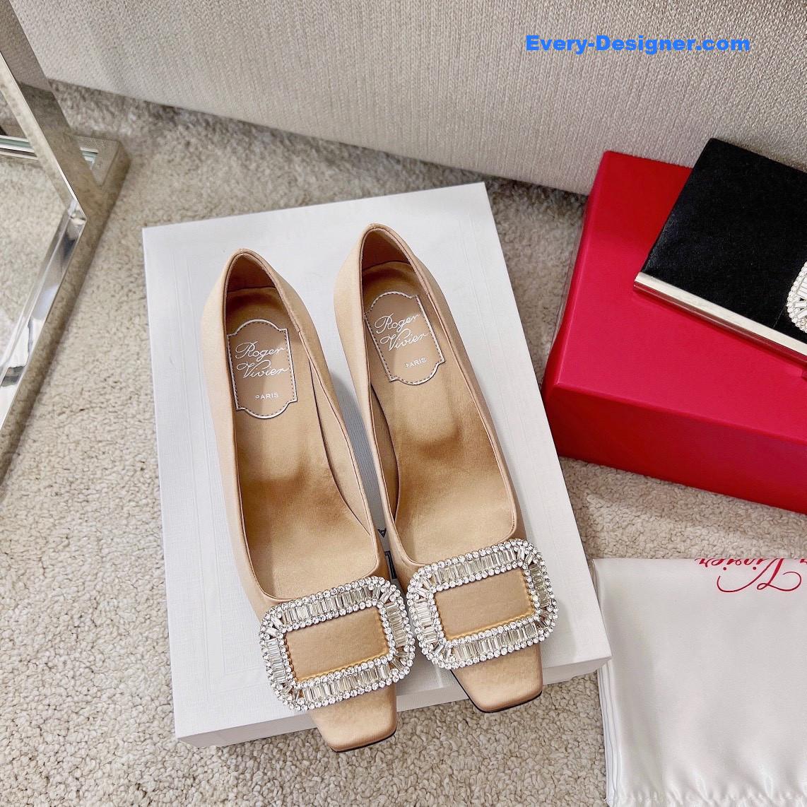 roger u1u1er silk d1am0nd buckle square heel shoes