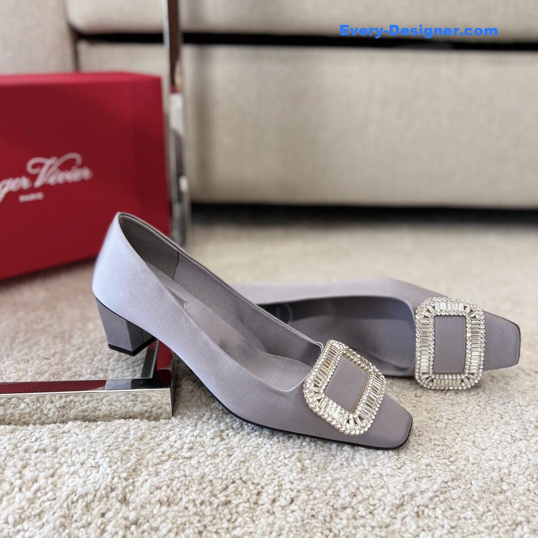 roger u1u1er silk d1am0nd buckle square heel shoes