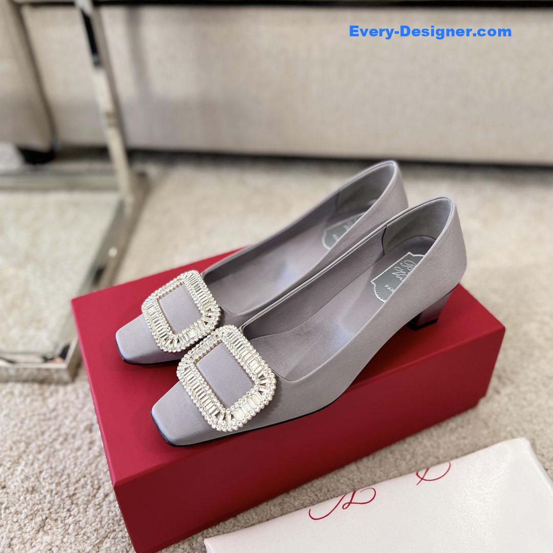 roger u1u1er silk d1am0nd buckle square heel shoes