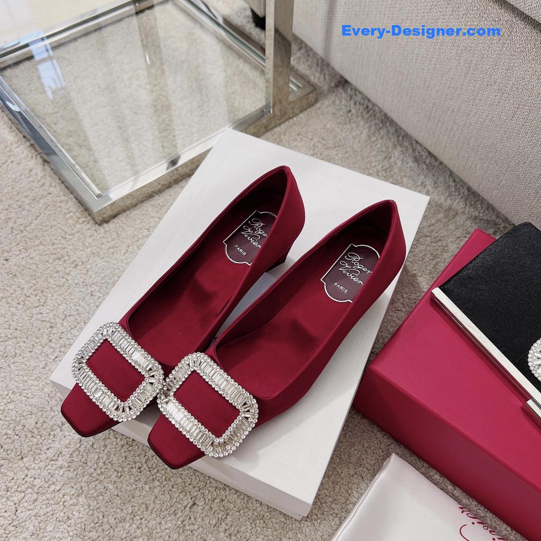 roger u1u1er silk d1am0nd buckle square heel shoes