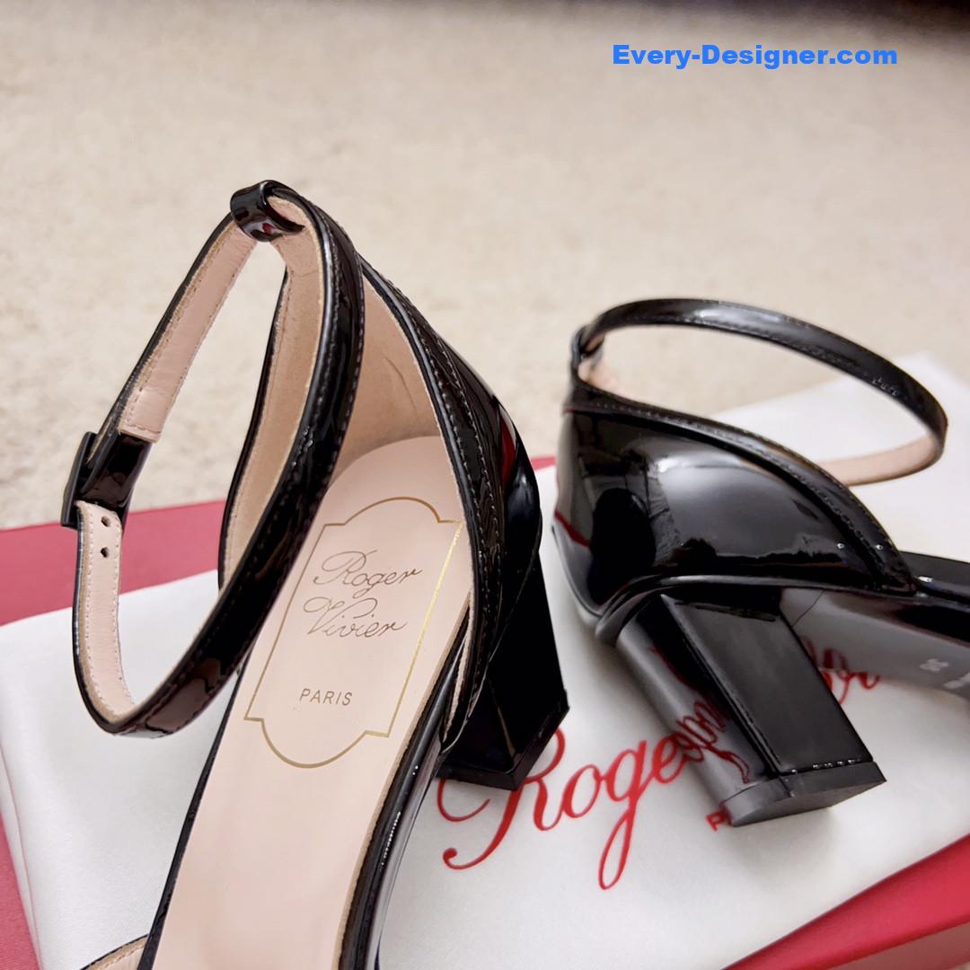 roger u1u1er square buckle block heel strappy sandals