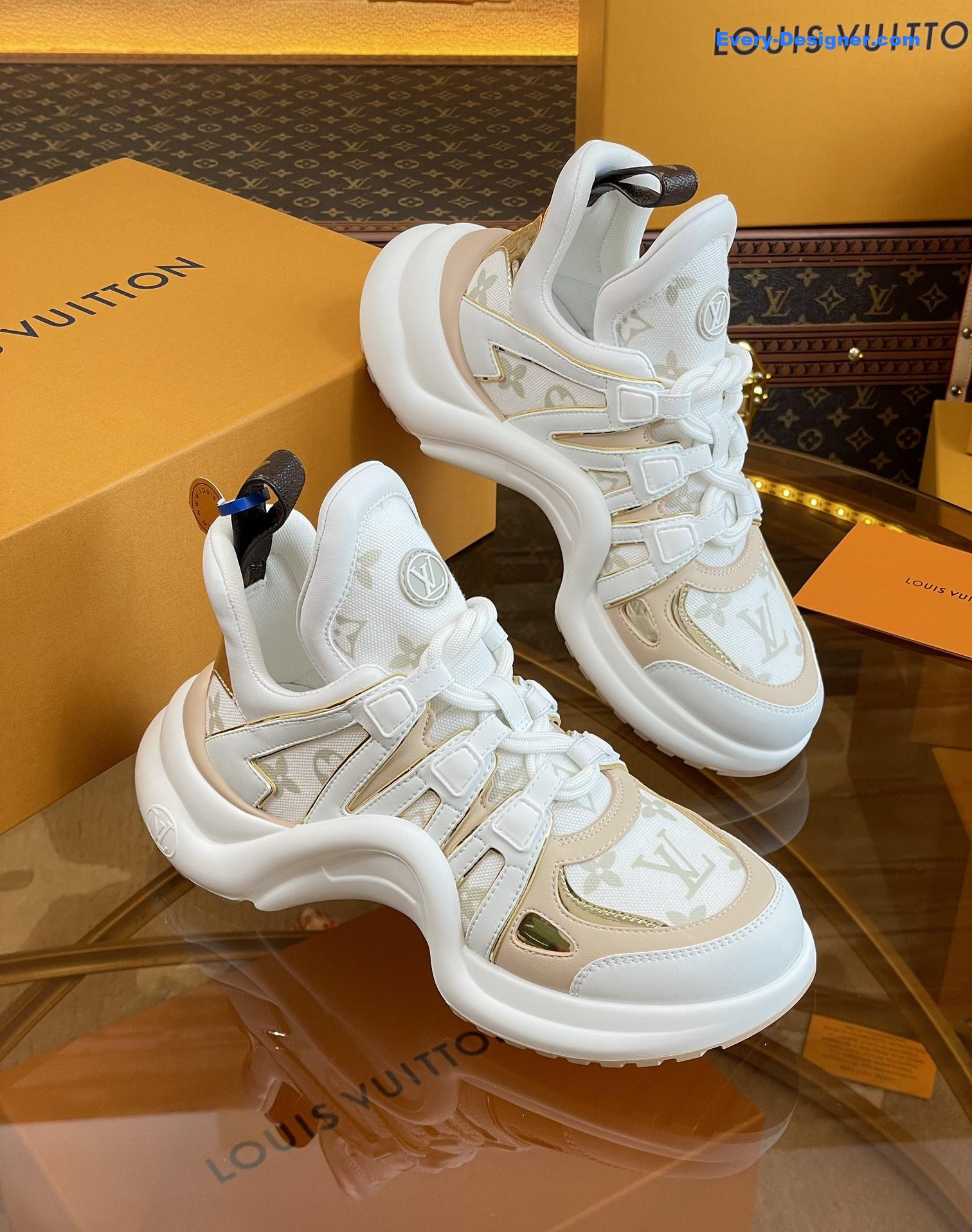 l0vis Vvtt0n lv hardware casual sports daddy shoes