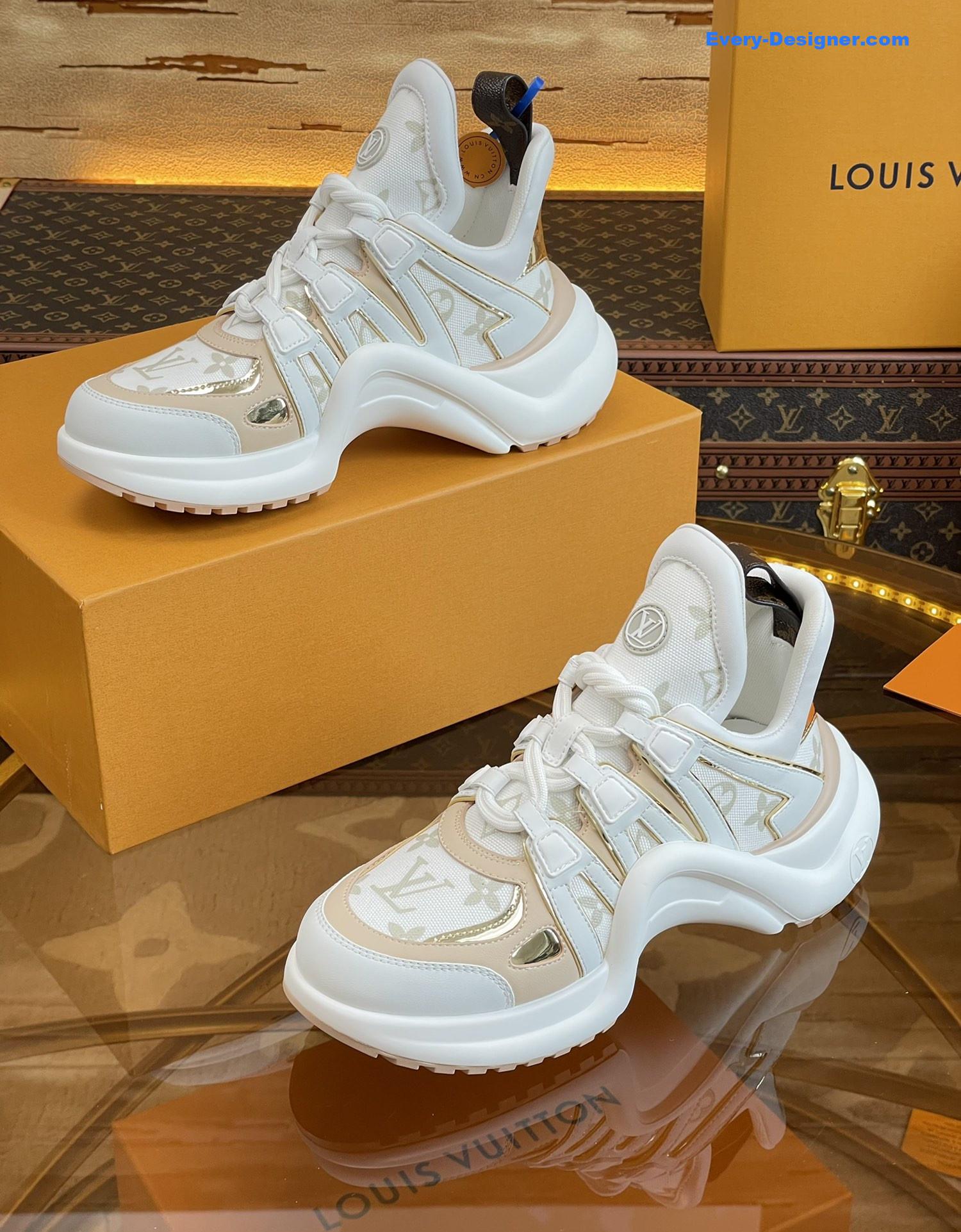 l0vis Vvtt0n lv hardware casual sports daddy shoes