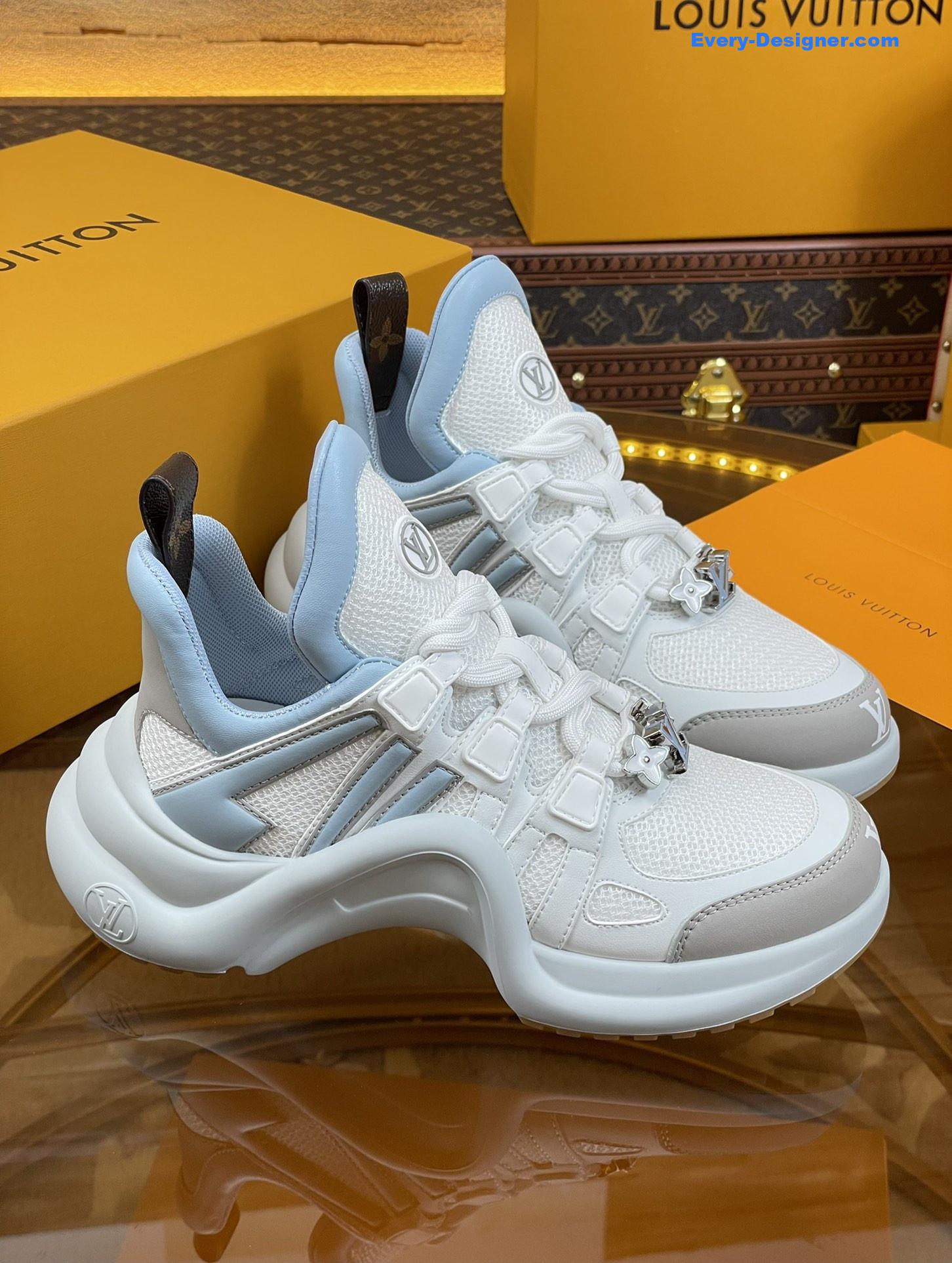 l0vis Vvtt0n lv hardware casual sports daddy shoes